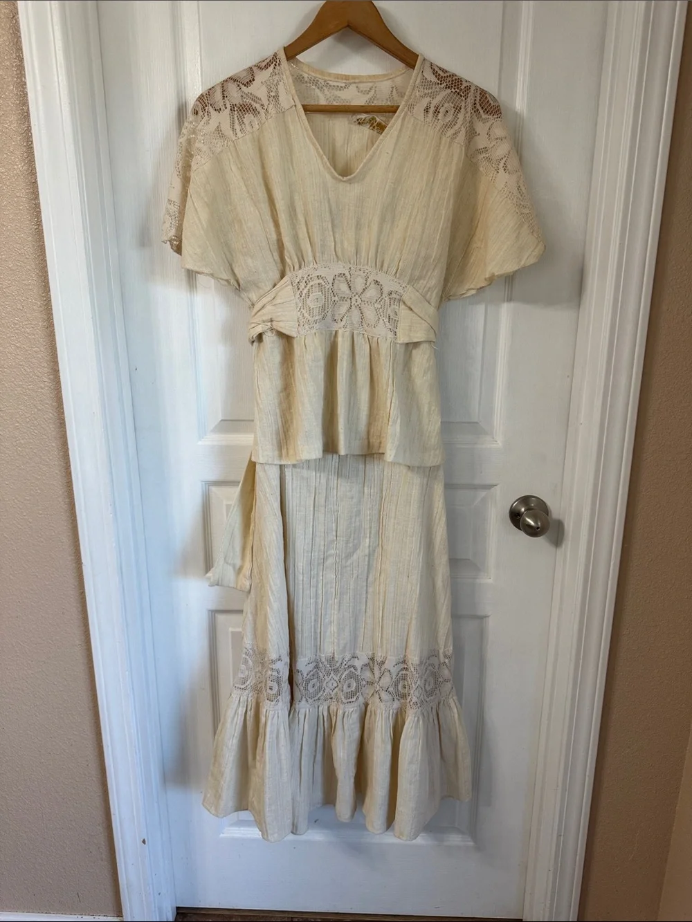 *RARE* RAE Dolls San Francisco Ivory Lace-Trimmed Two-Piece Maxi Dress - Picture 7 of 10